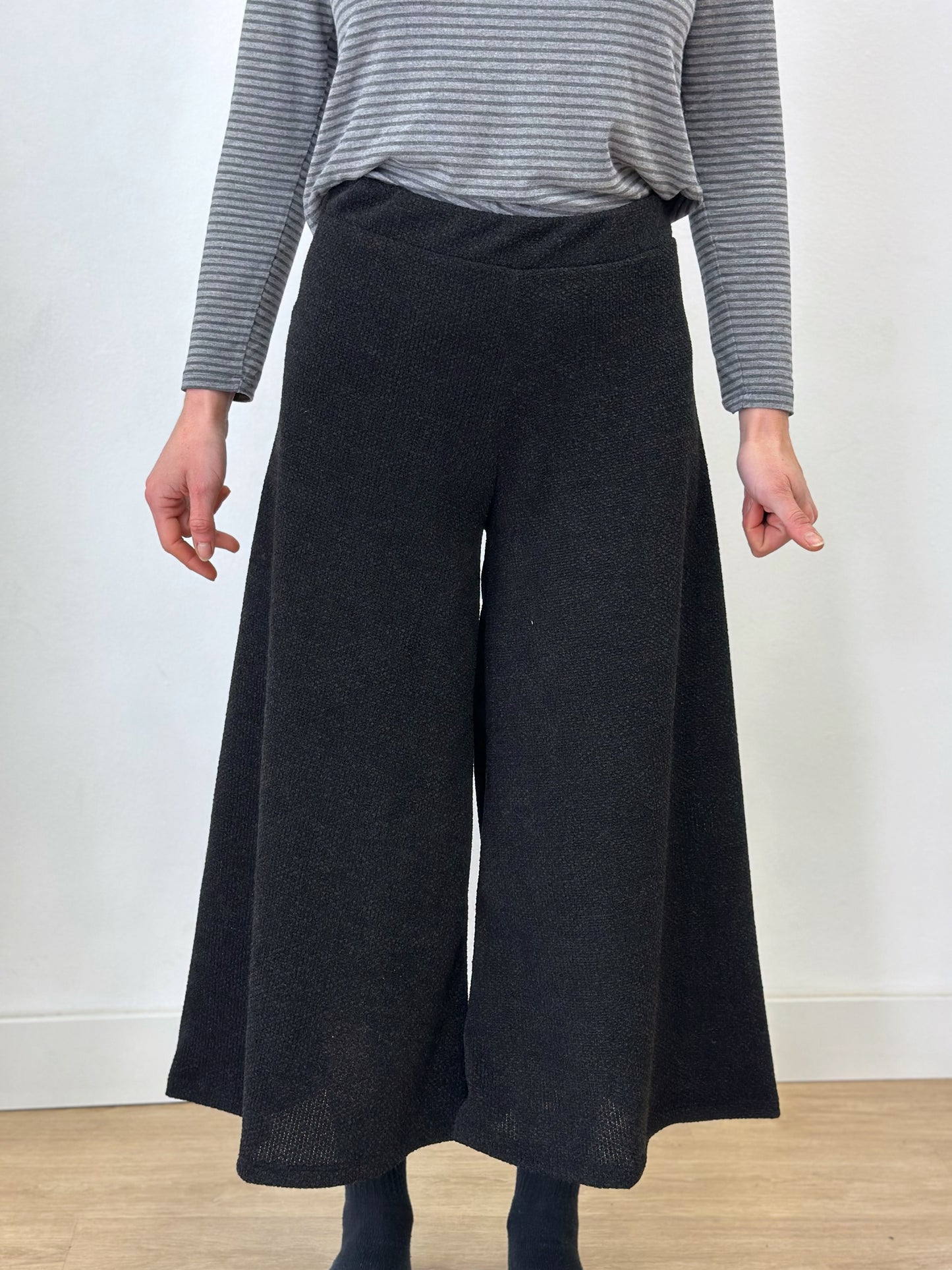 Pantalons amples negres