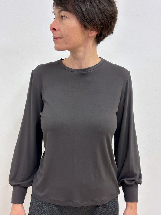 Samarreta grisa amb punys