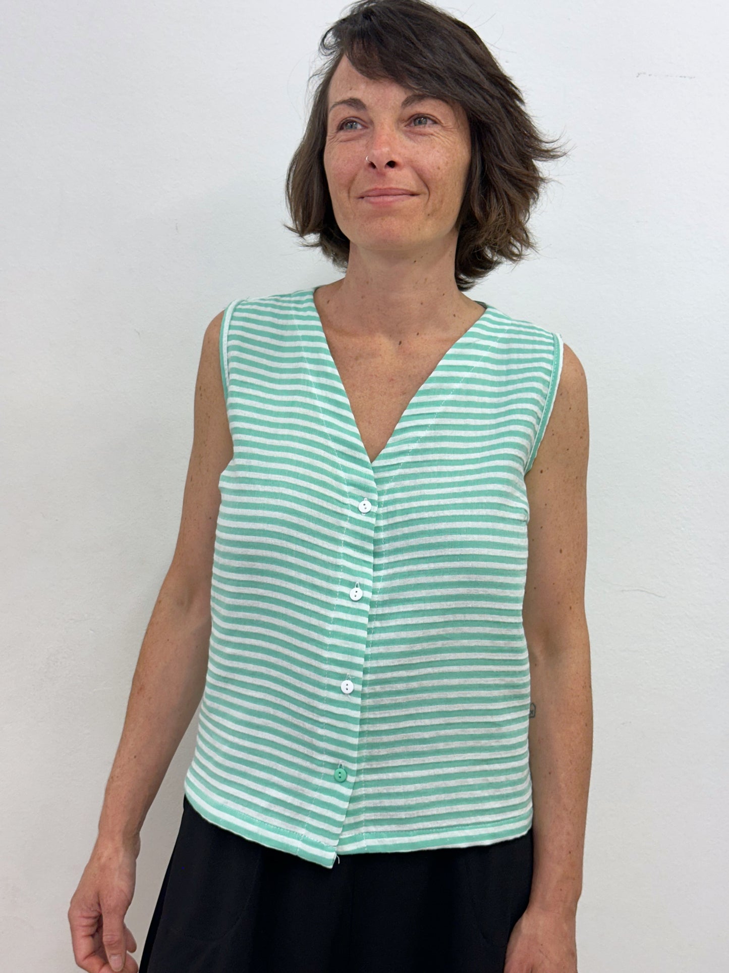 Camisa sense mànigues ratlles verdes