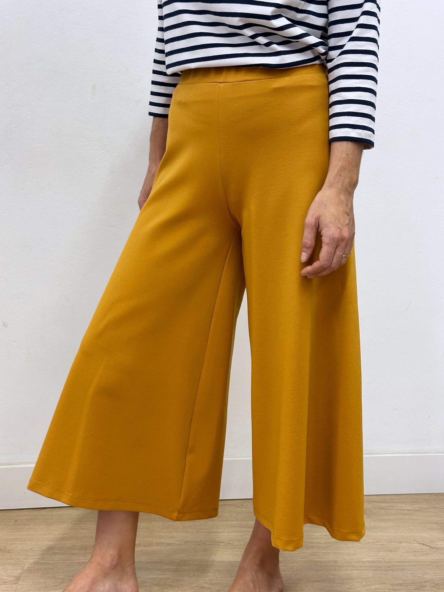 Pantalons amples mostassa