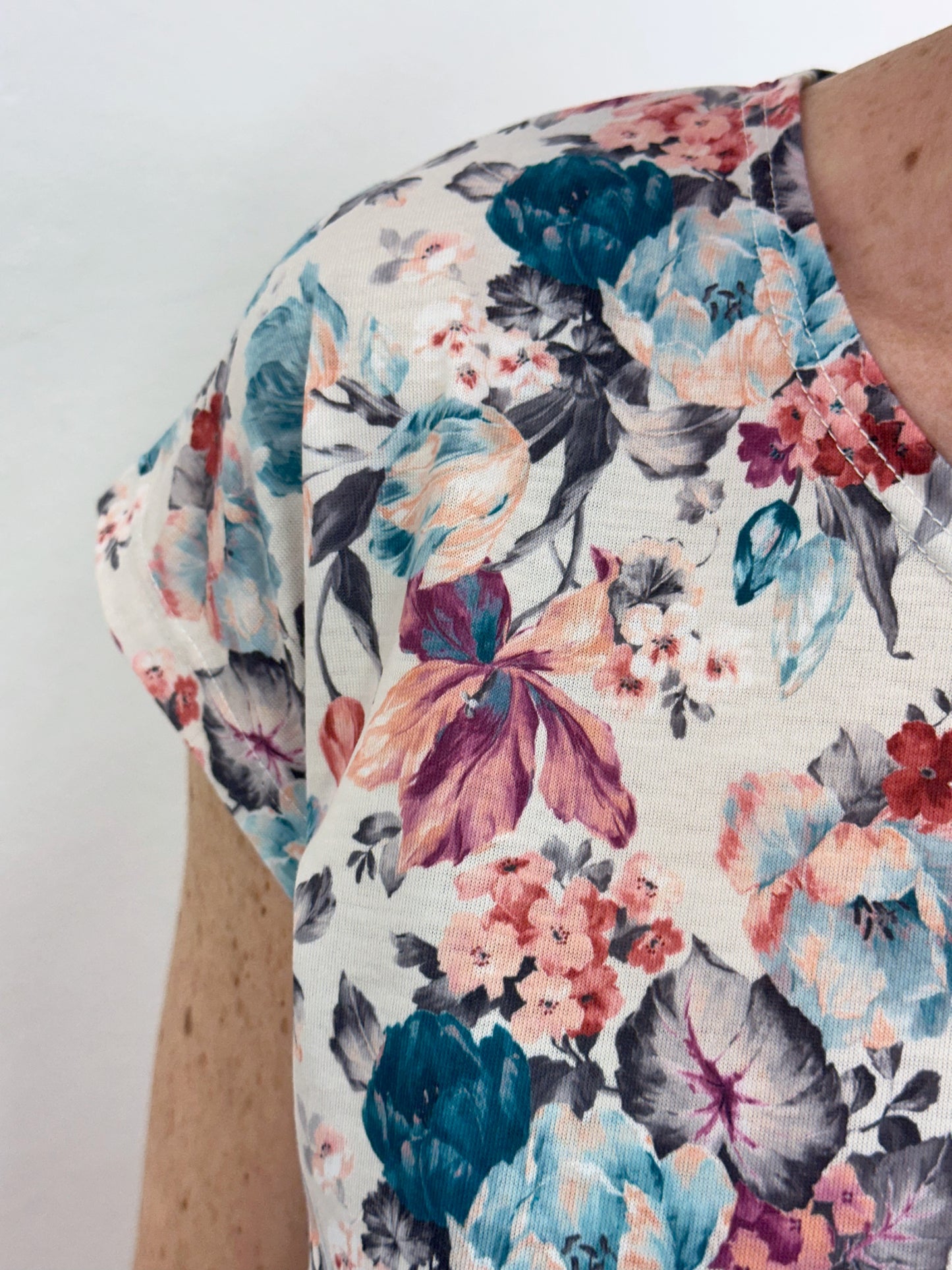 Samarreta flors blaves i liles
